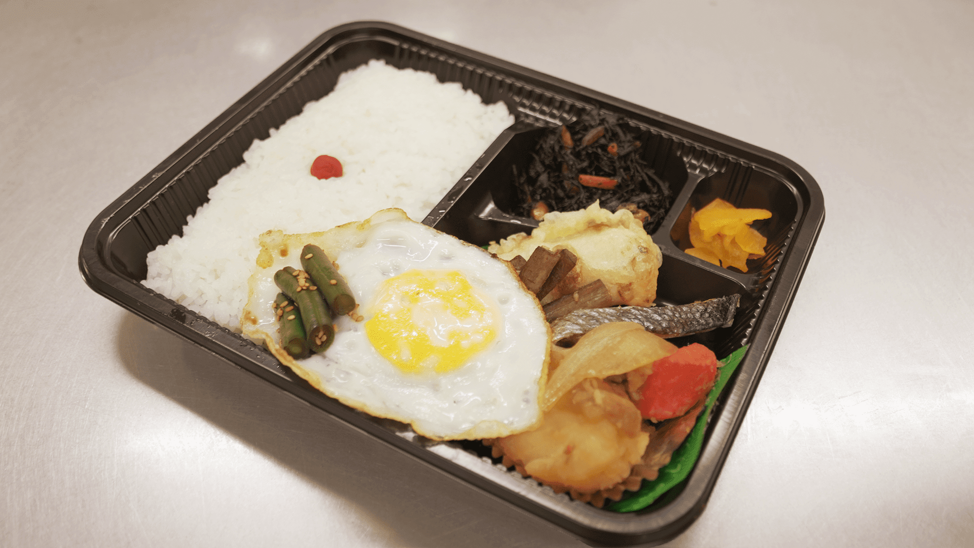 しゃけぐるめ弁当