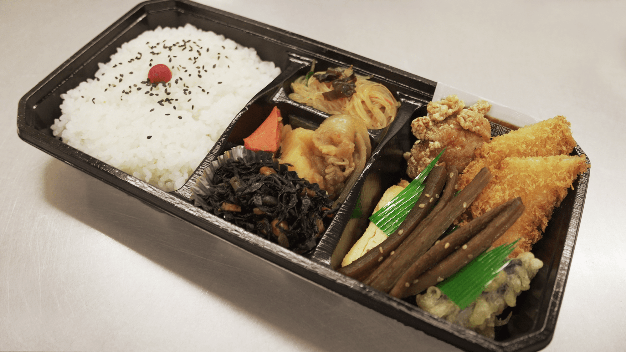 幕の内弁当