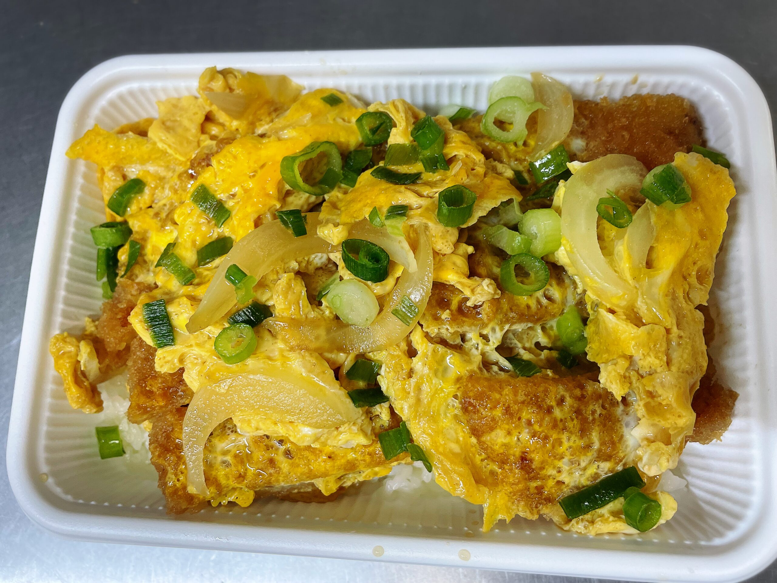国産ロースかつ丼